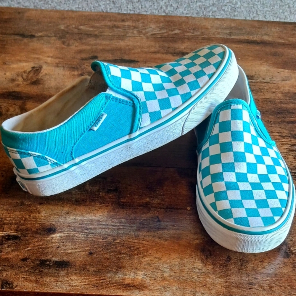Vans Checkered Slip-on Sneakers 👟